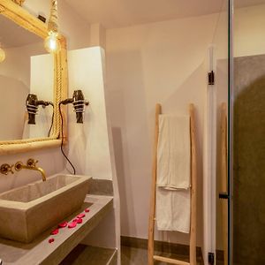 Habitación Clásica con Cama King
